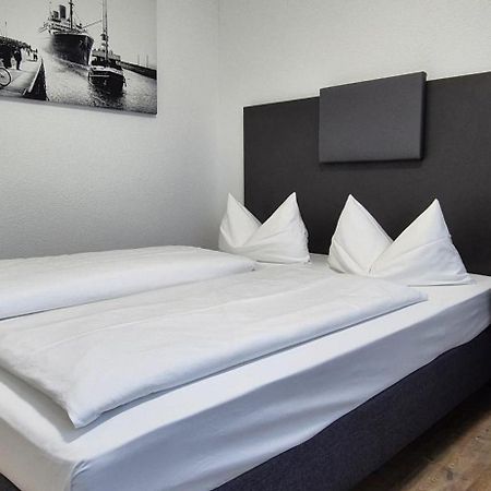Melvi Hotel Goeppingen Luaran gambar
