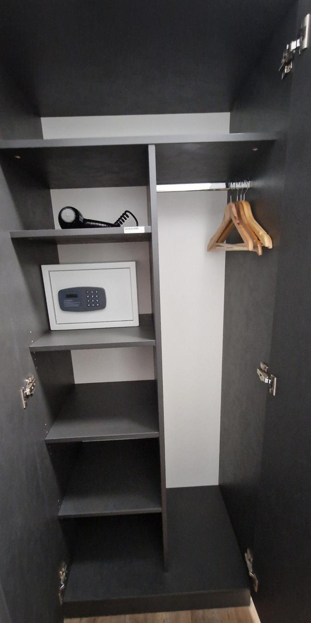 Melvi Hotel Goeppingen Luaran gambar