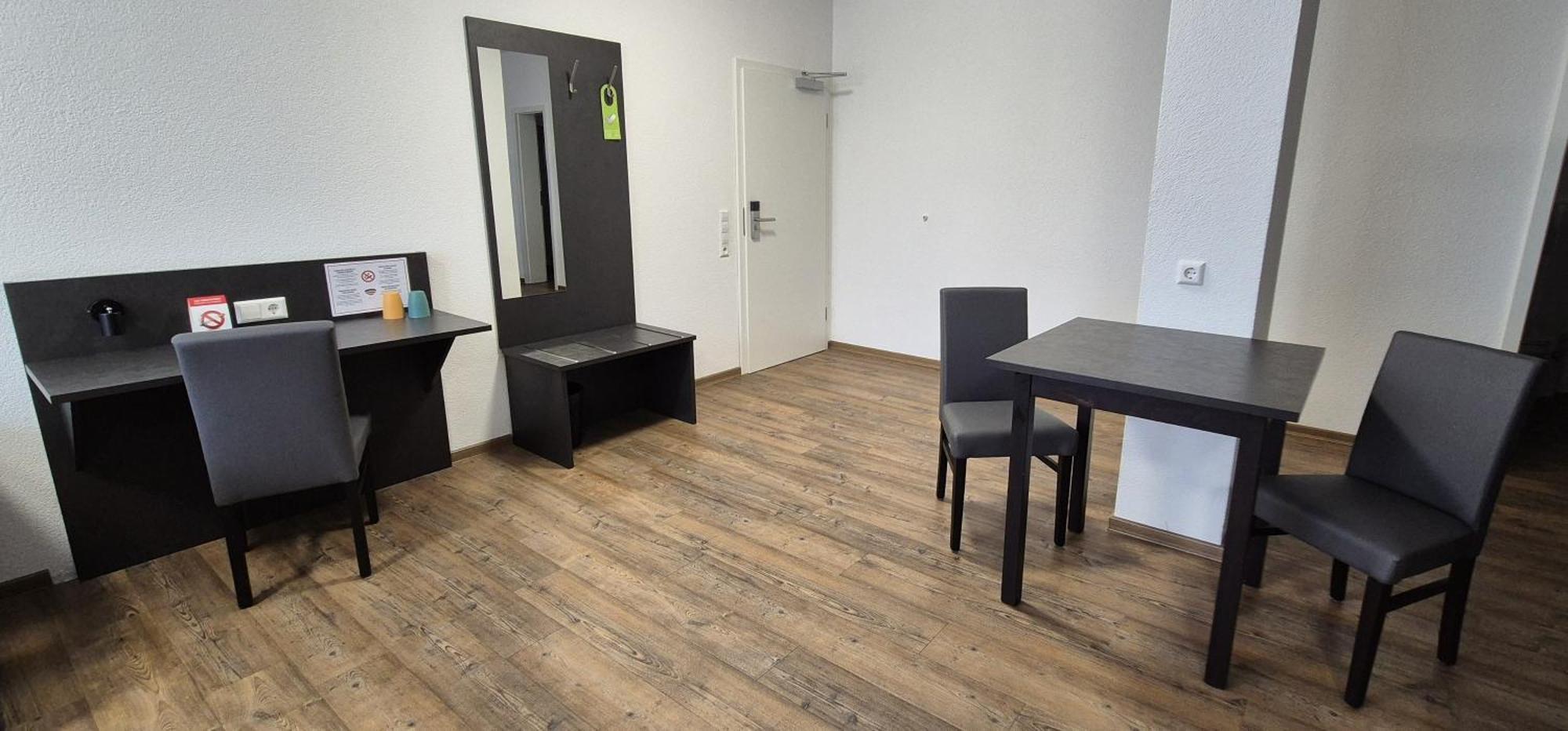 Melvi Hotel Goeppingen Luaran gambar