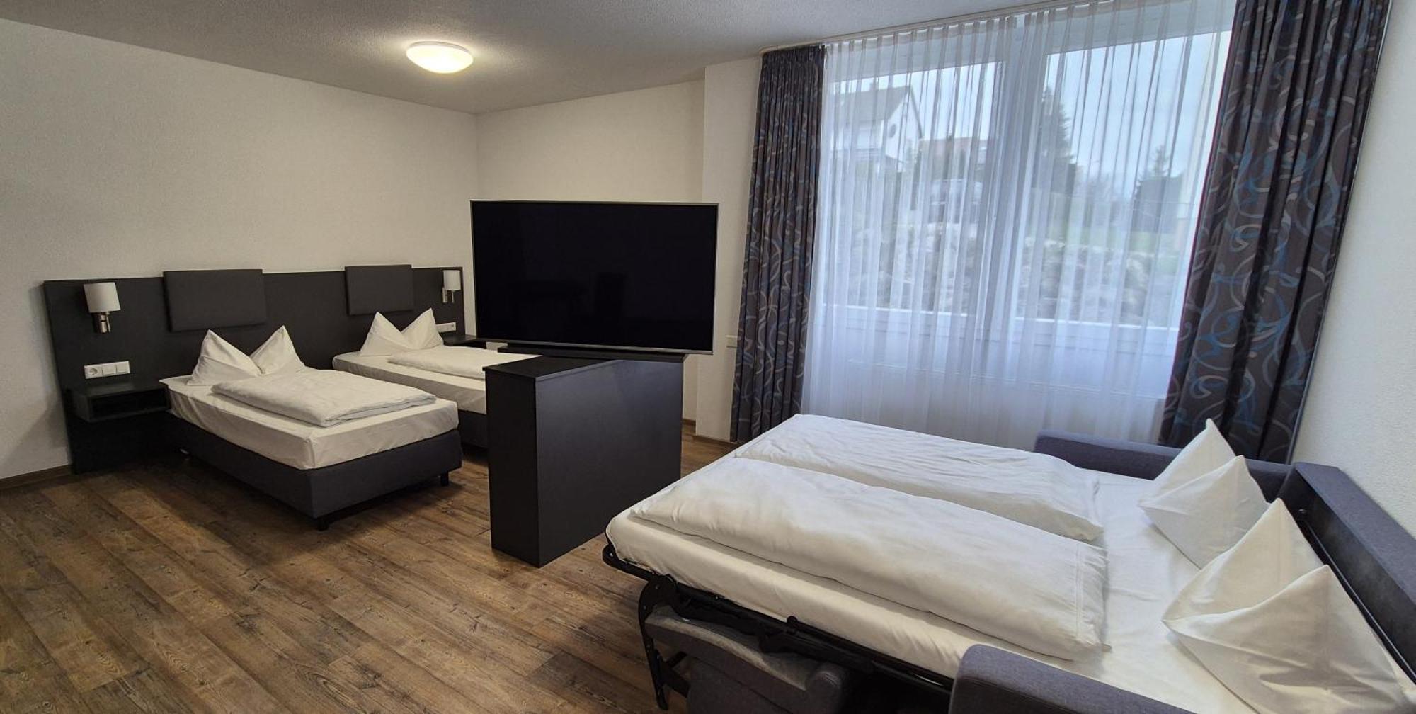 Melvi Hotel Goeppingen Luaran gambar