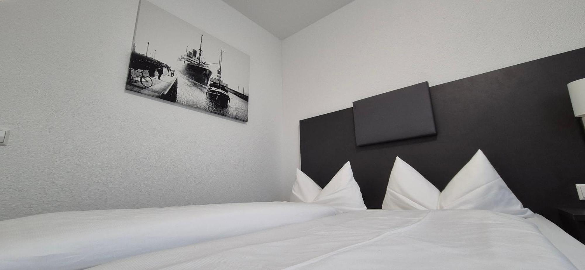 Melvi Hotel Goeppingen Luaran gambar