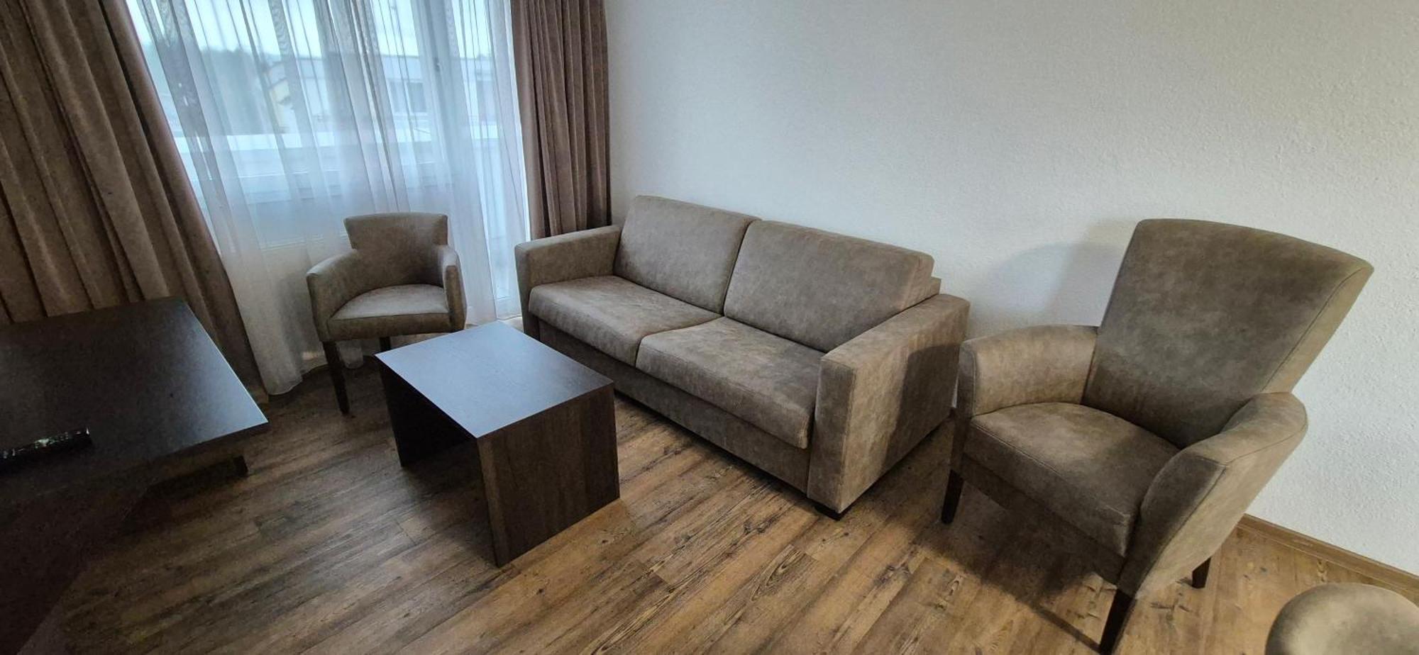 Melvi Hotel Goeppingen Luaran gambar