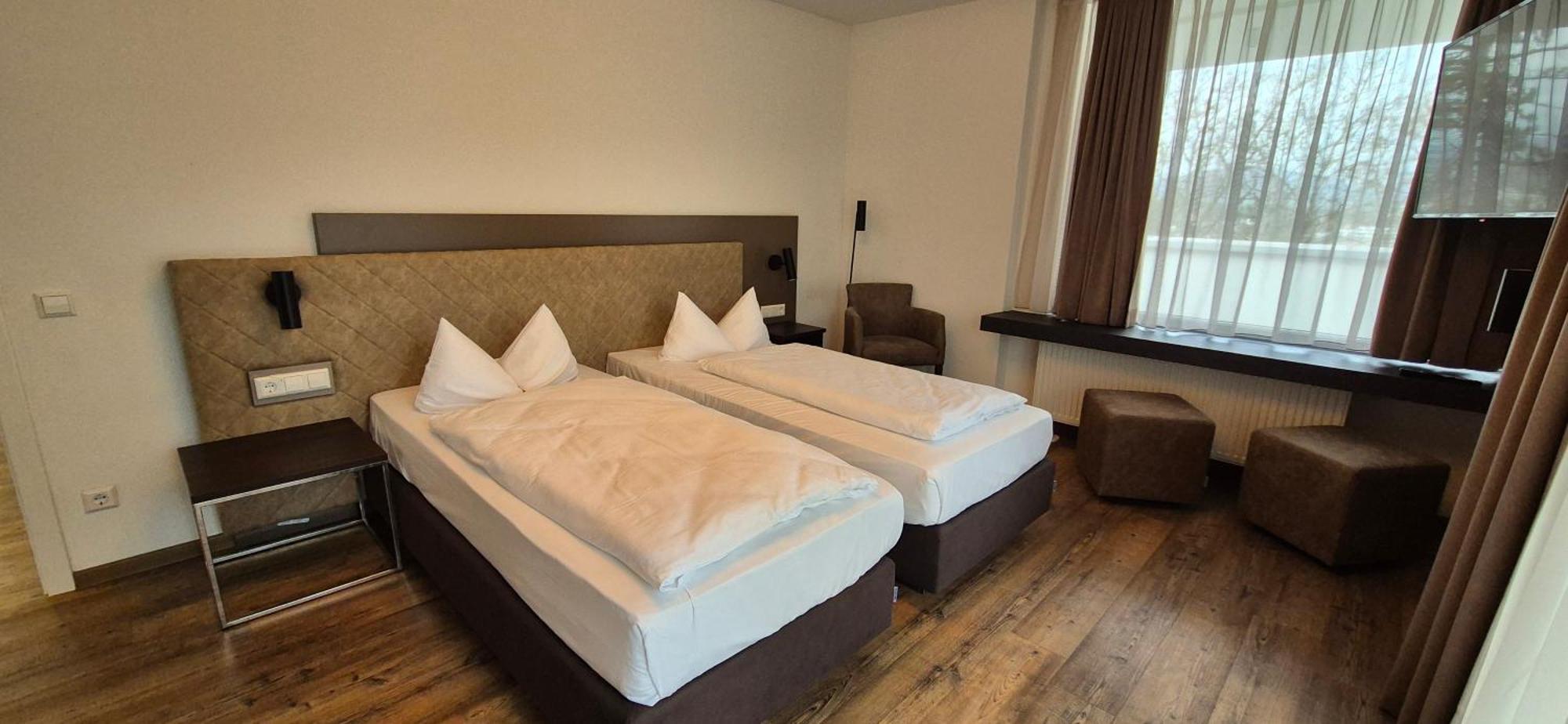 Melvi Hotel Goeppingen Luaran gambar