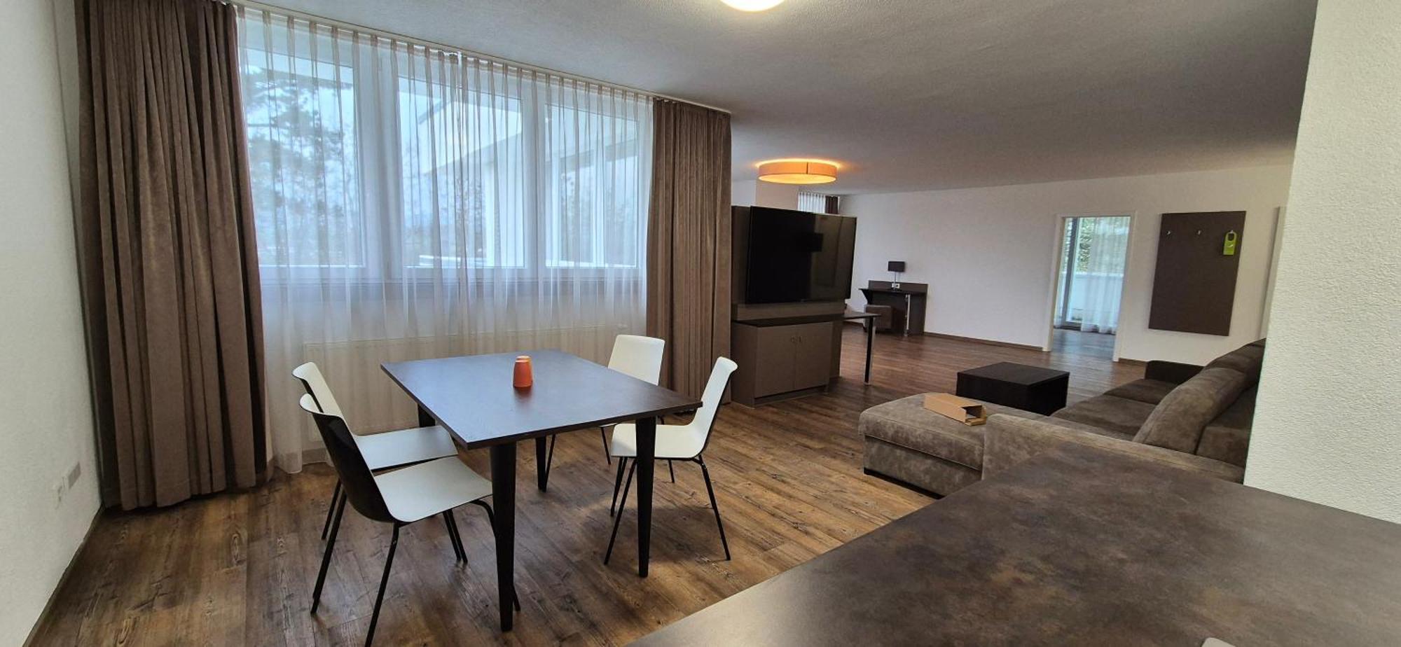 Melvi Hotel Goeppingen Luaran gambar