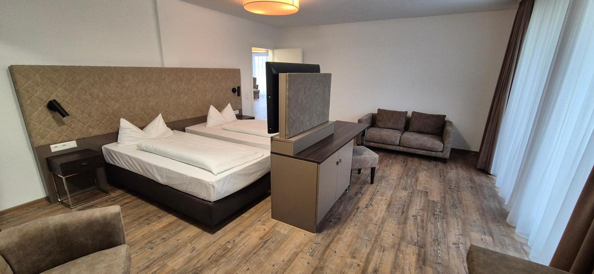 Melvi Hotel Goeppingen Luaran gambar