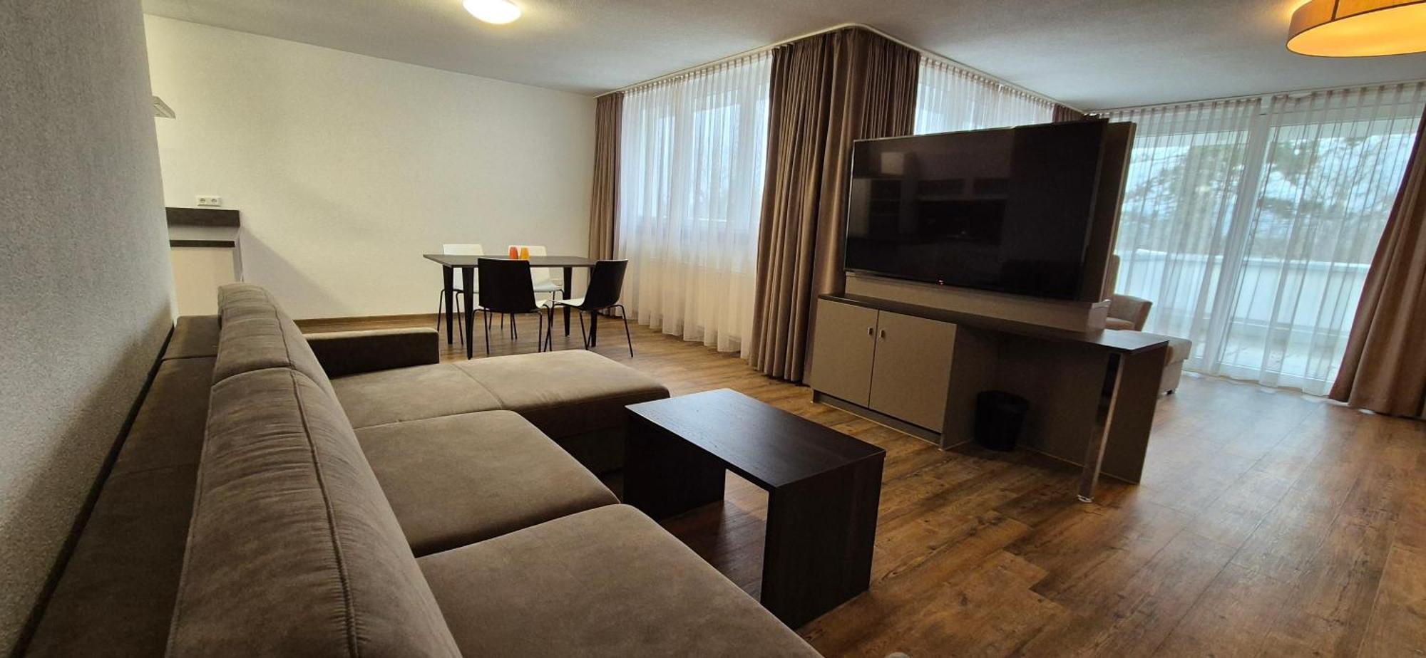 Melvi Hotel Goeppingen Luaran gambar